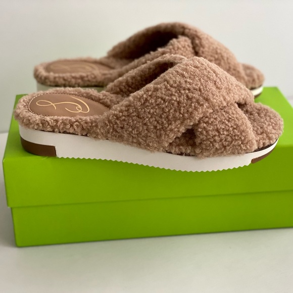✨New SAM EDELMAN Alice Faux Fur Slide Sandals Camel Shearling 7M - Picture 4 of 8